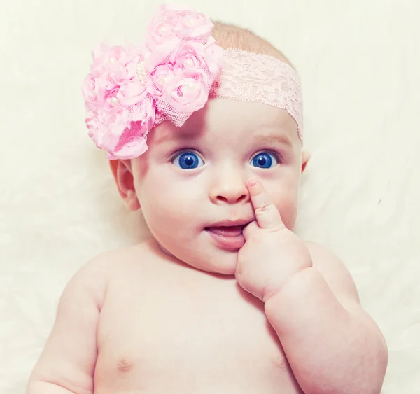 Bebe Fille Images Libres De Droit Photos De Bebe Fille Depositphotos