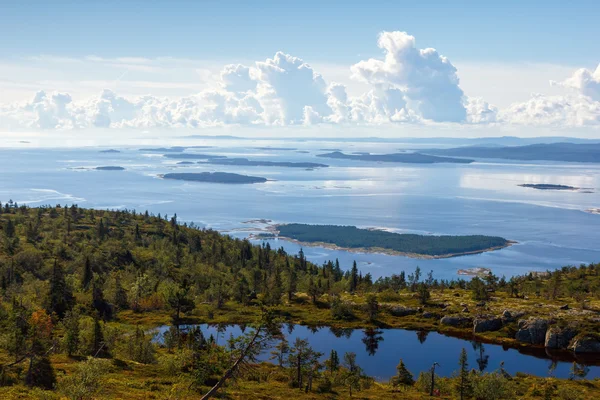 Baía de Kandalaksha do Mar Branco, Rússia Fotos De Bancos De Imagens