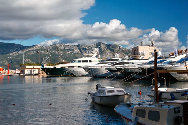 Landschap in budva, montenegro — Stockfoto