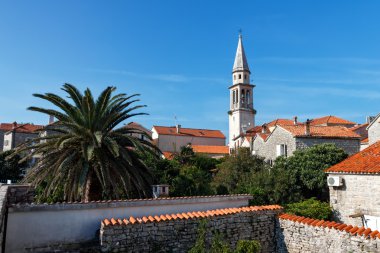 Eski Budva 'nın manzarası, mongol.