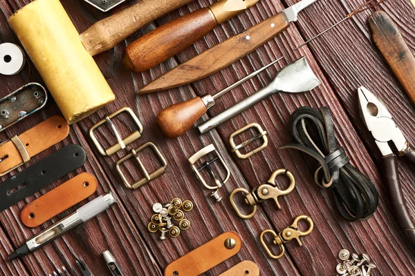 Outils d'artisanat en cuir — Photo