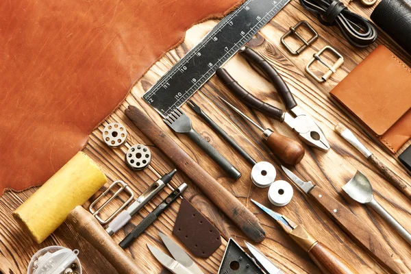 Шкіра crafting інструменти — стокове фото