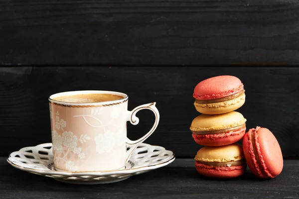 Franse heerlijke dessertmacarons — Stockfoto