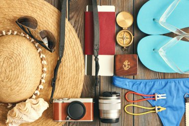 Seyahat ve plaj öğeleri