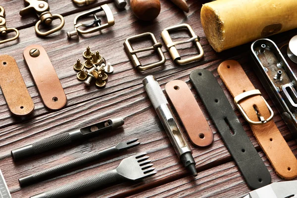 Outils d'artisanat en cuir — Photo