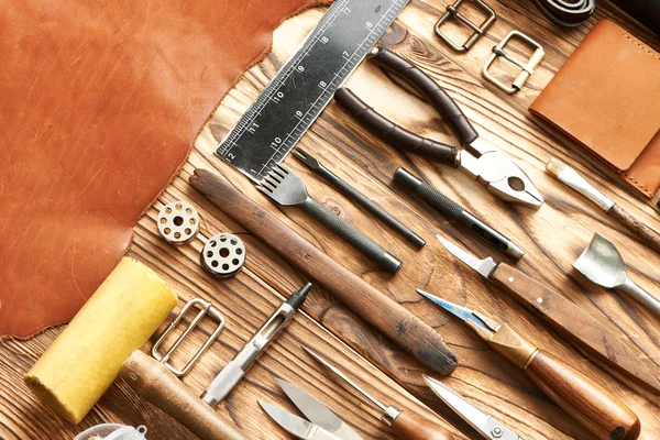 Leather crafting tools — Stock Photo, Image