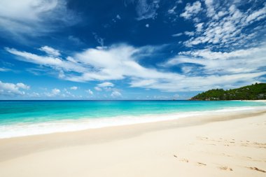 güzel anse intendance beach