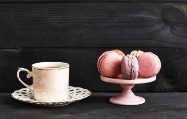 Fransızca macaroons ve çay