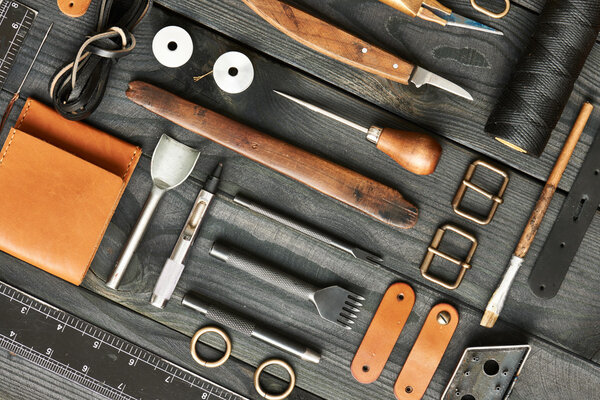 Кожаные инструменты

