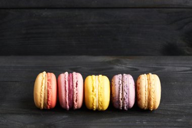 Fransız lezzetli tatlı badem kurabiyeleri