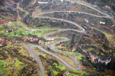 Ermenistan 'da Dağ Yolu