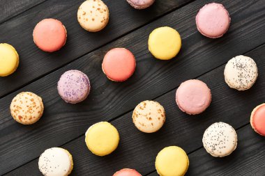 Fransız lezzetli tatlı badem kurabiyeleri