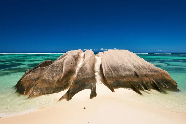 Hermosa playa en Seychelles —  Fotos de Stock