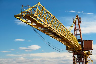 İnşaat vinci kulesi 