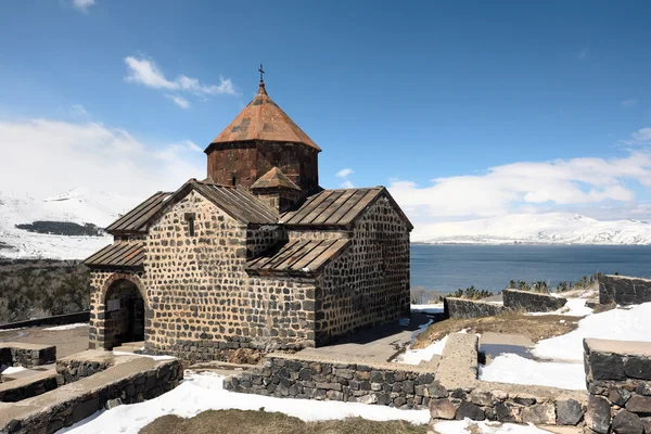 Eski manastır Sevanavank Ermenistan'da — Stok fotoğraf