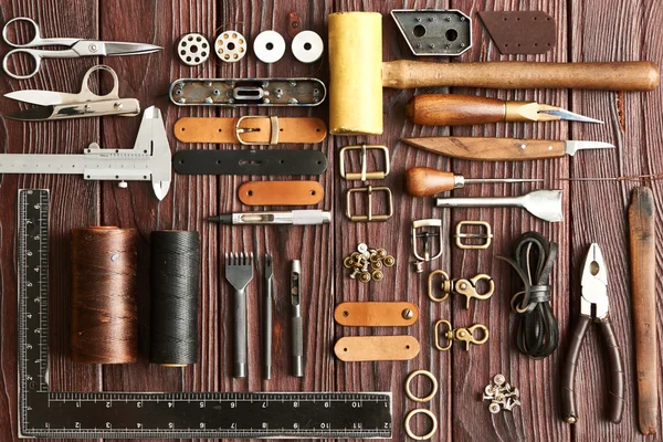 Outils d'artisanat en cuir — Photo