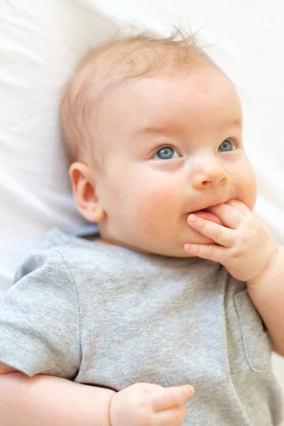 Copil de patru luni — Fotografie, imagine de stoc