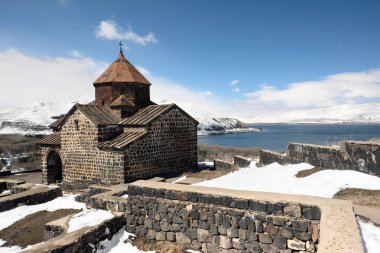 Eski manastır Sevanavank Ermenistan'da
