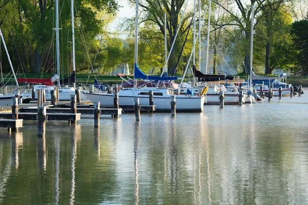 Marina on Lake Cayuga — Stock Photo, Image