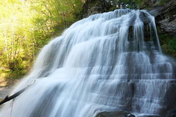 Schöne wasserfälle in der nähe von ithaca — Stockfoto