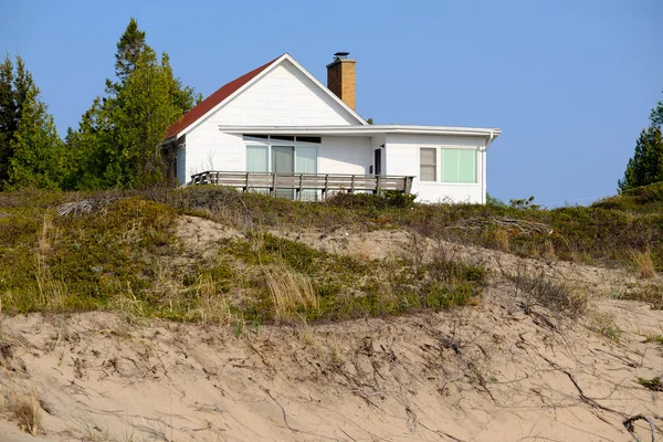 Hus i sanddynerna, punkt Linn — Stockfoto