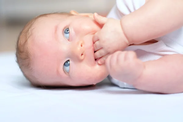 Čtyři měsíce starý baby — Stock fotografie