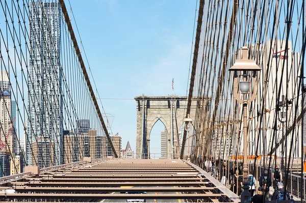 Brooklyn Bridge and Manhattan — Stock Photo, Image