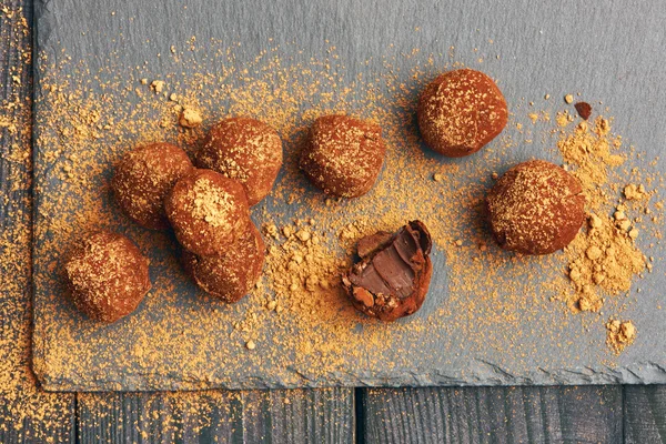 Trufas de chocolate caseras — Foto de Stock