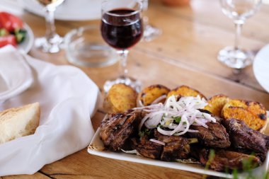 Geleneksel lezzetli kebap