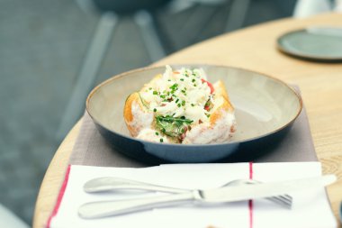 ıstakoz rulo sandviç