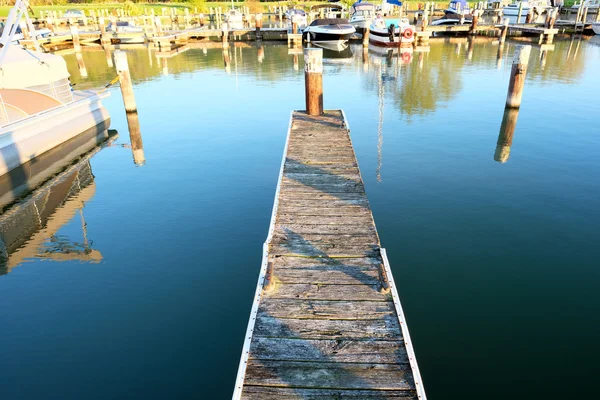 Marina på sjön Cayuga — Stockfoto