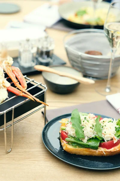 Delicious crab bruschetta — Stock Photo, Image