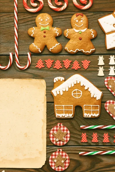 圣诞饼干和装饰 — 图库照片