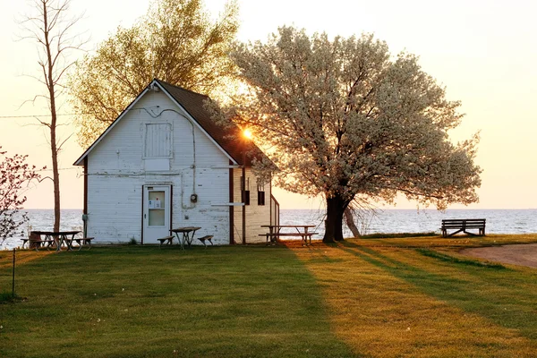 Sonnenaufgang bei pointe aux barques — Stockfoto