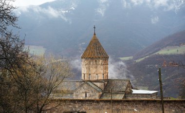 eski manastır tatev 