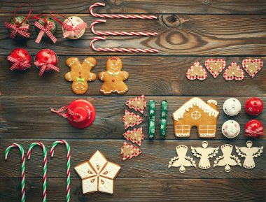 Zencefilli kurabiye ve süslemeler