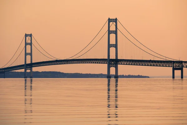 Mackinac підвісний міст — стокове фото