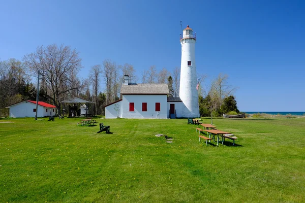 Jesiotr Point Lighthouse — Zdjęcie stockowe