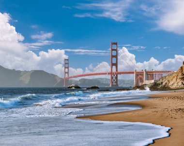 Golden Gate Köprüsü manzarası Baker Beach, San Francisco, California, ABD