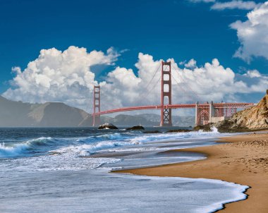 Golden Gate Köprüsü manzarası Baker Beach, San Francisco, California, ABD