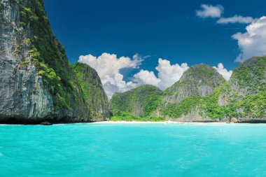 Phi Phi Ley Adası 'ndaki güzel göl. Tam da 