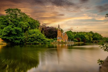 Bruges (Brugge) Minnewater Gölü, Flanders, Belçika