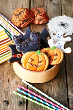 Cadılar Bayramı ev yapımı kurabiye kurabiye