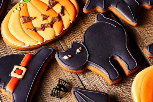 Halloween homemade gingerbread cookies — Stock Photo, Image