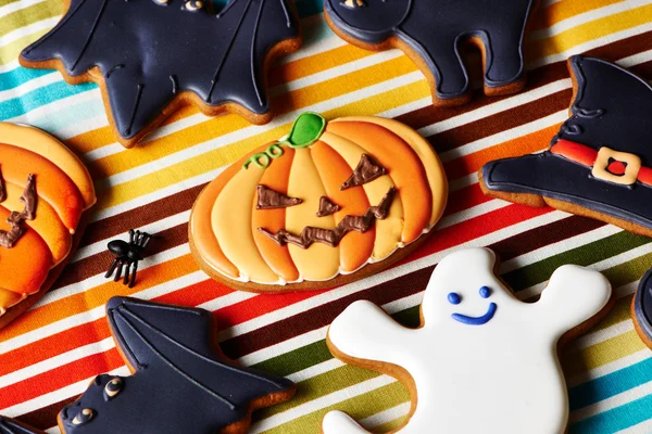 Halloween selbst gebackene Lebkuchen — Stockfoto