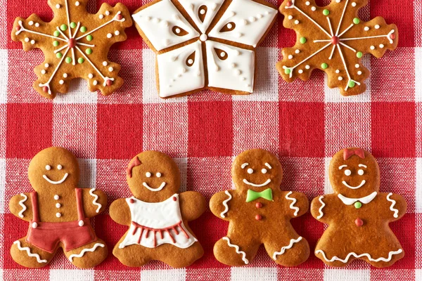 Galletas de Navidad de jengibre parejas —  Fotos de Stock