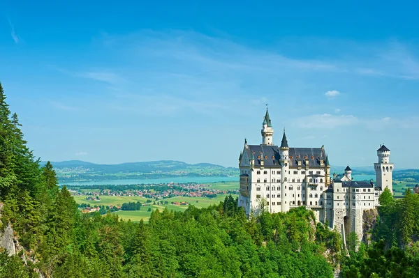 Le château de Neuschwanstein en Allemagne — Photo