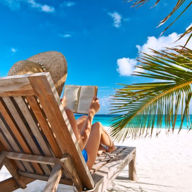 kadının okuma kitabı Beach