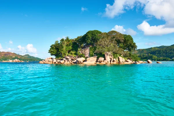 Hermosa isla tropical —  Fotos de Stock
