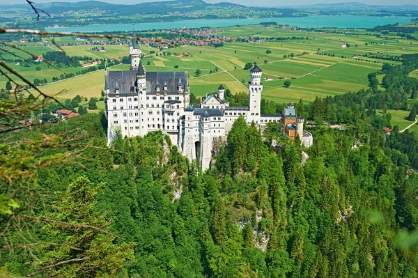 Kasteel van Neuschwanstein in Duitsland — Stockfoto